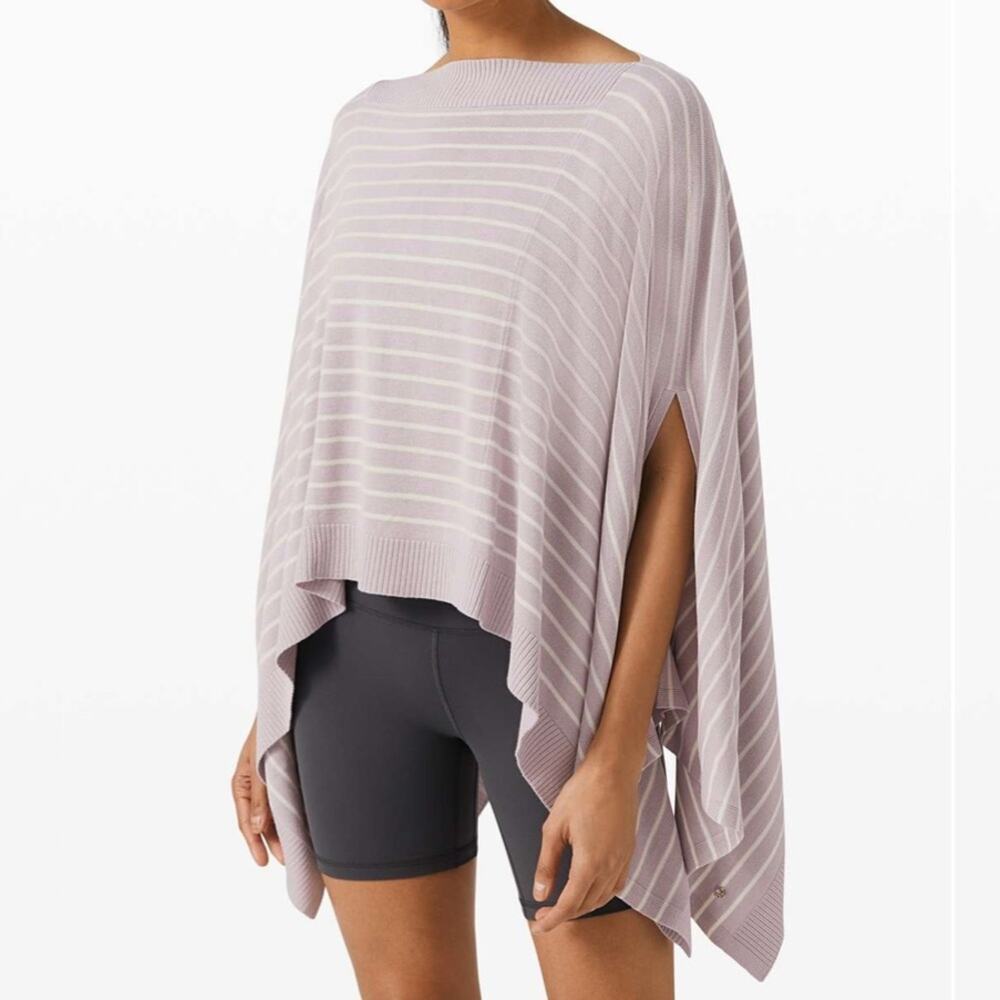 Lululemon Forward Flow Poncho Size Os Purple And … - image 2